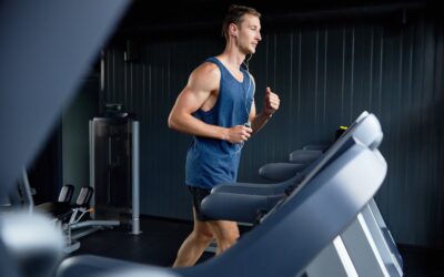 Nowoczesny sprzęt i aplikacje na siłowni — jak wykorzystać technologie